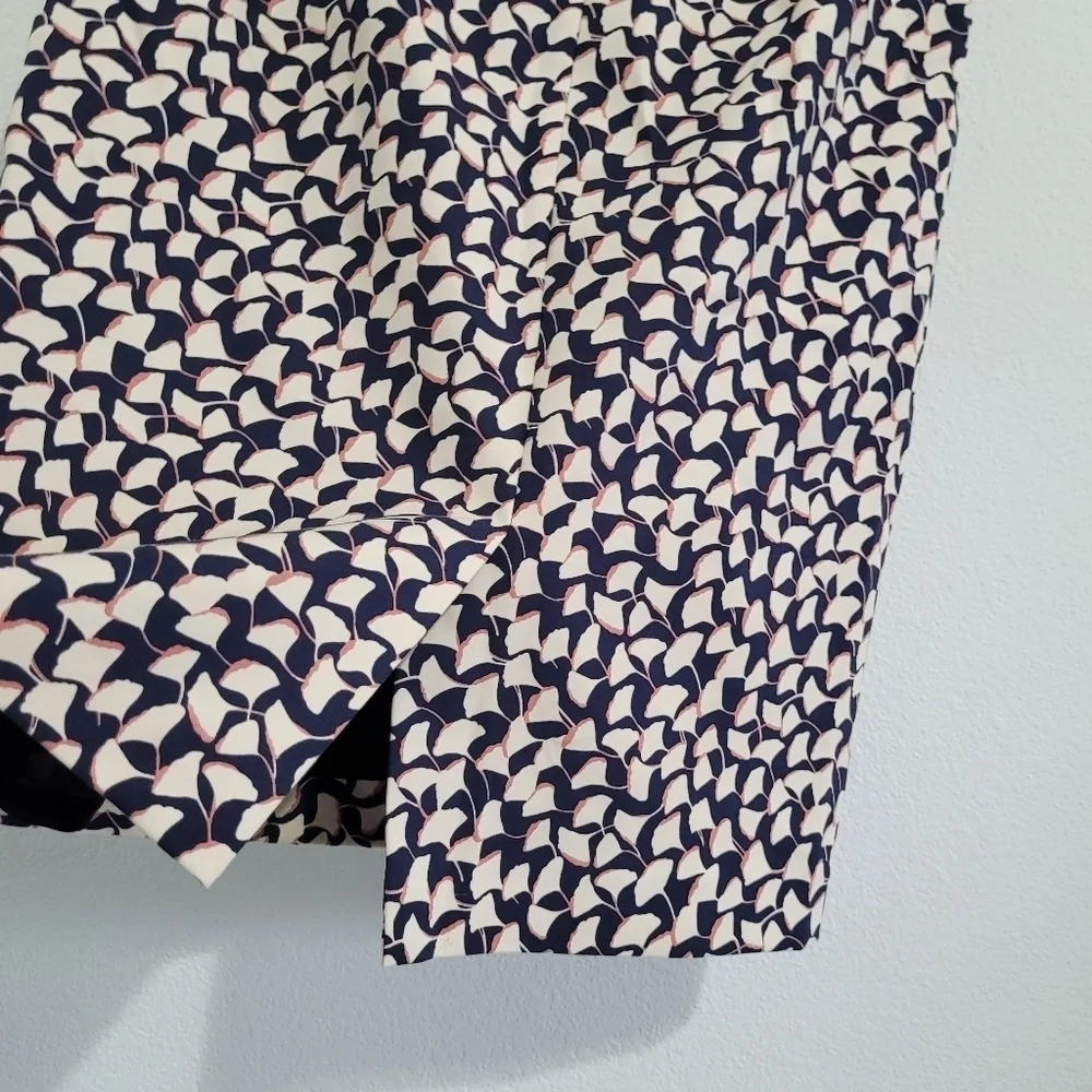 Ann taylor Classic floral Pencil skirt - Picture 4 of 9